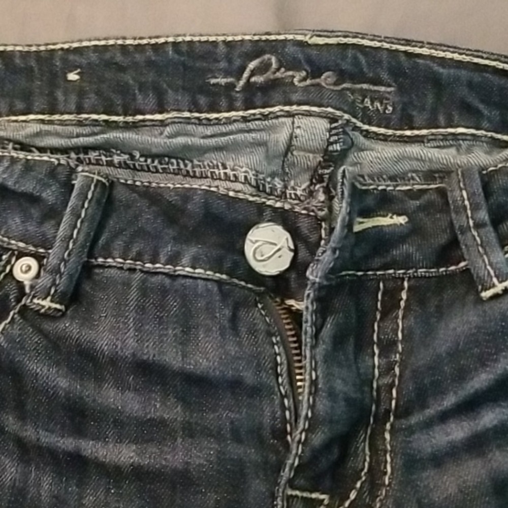 Denim/Jeans